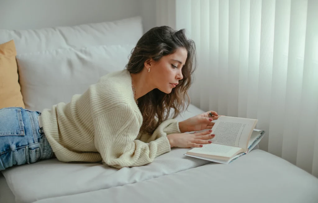 reading a poem that has proper line breaks and stanzas