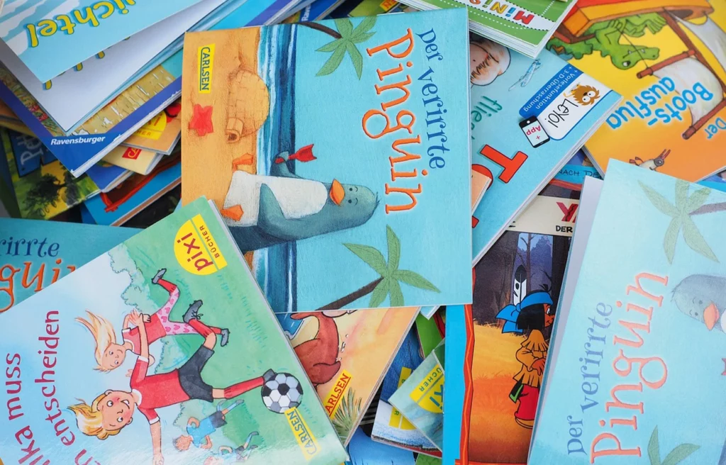 Using traditional rhyming patterns on children's book