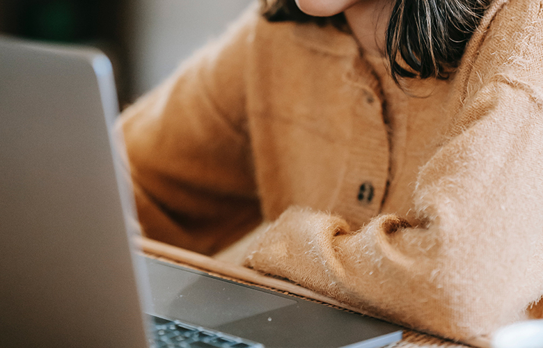 reading some of the most famous novellas online